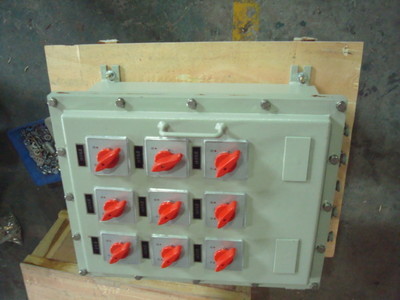 【特價銷售照明配電箱、配電柜、無功補償柜】價格,廠家,圖片,無功補償裝置,瑞安市恒安電氣-